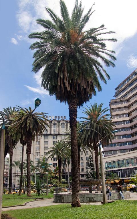 Hotel Nutibara Express Medellín Extérieur photo